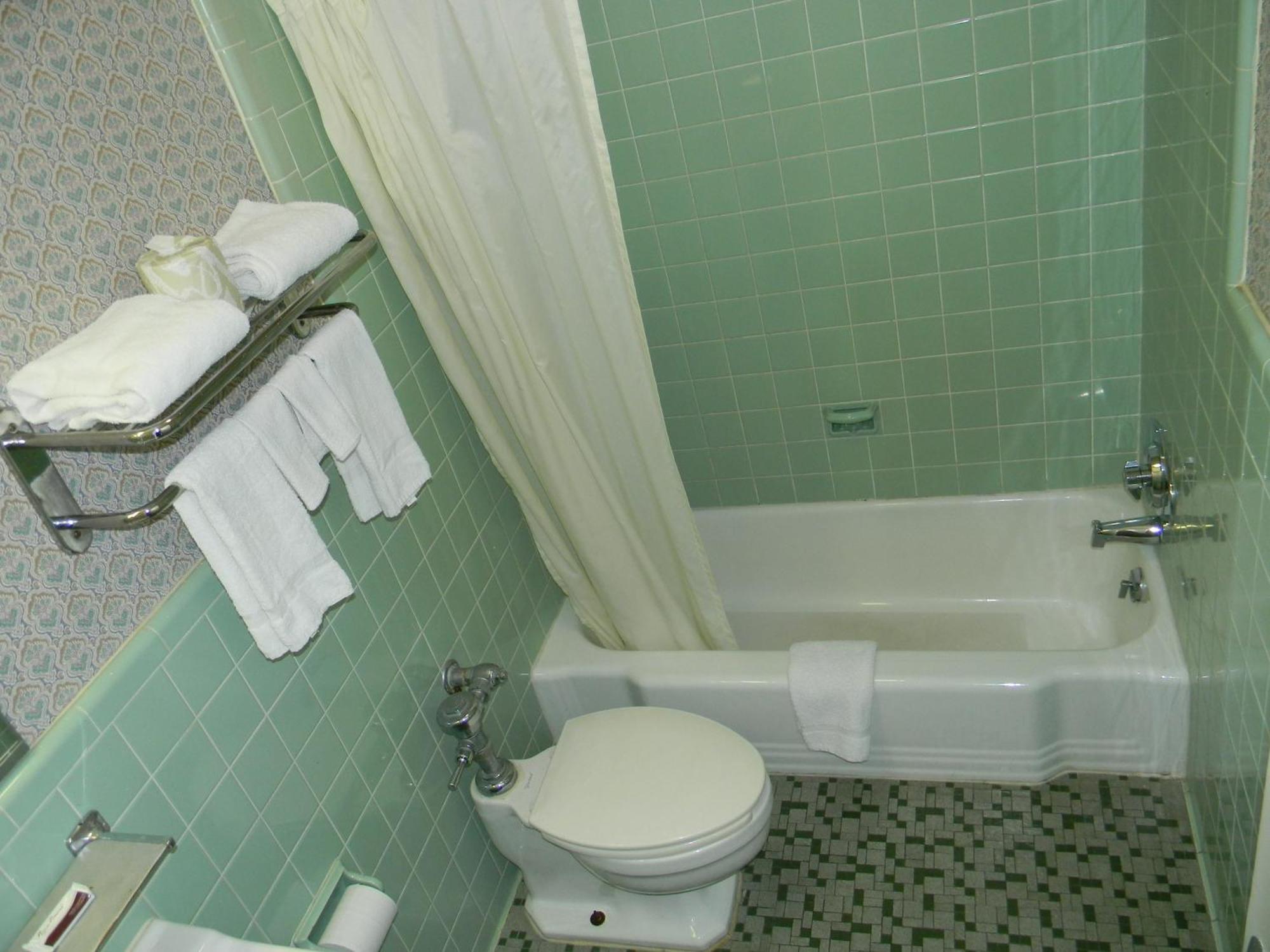 Fairfax Motel Roanoke Rapids Δωμάτιο φωτογραφία