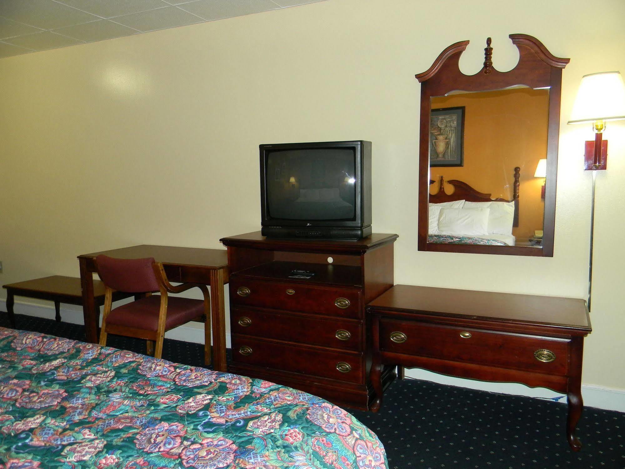 Fairfax Motel Roanoke Rapids Εξωτερικό φωτογραφία